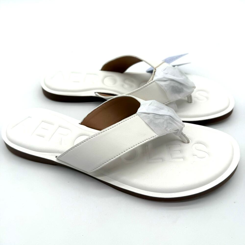 Aerosoles Galen Plush Flex Comfort White Faux Leather Sandals NWB 9
